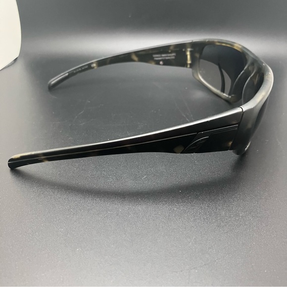 SMITH Black and Tortoise Sunglasses - Picture 9 of 9